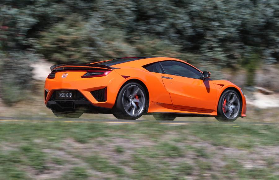  Honda NSX 2019 года  (AU) (фото 14 из 40)